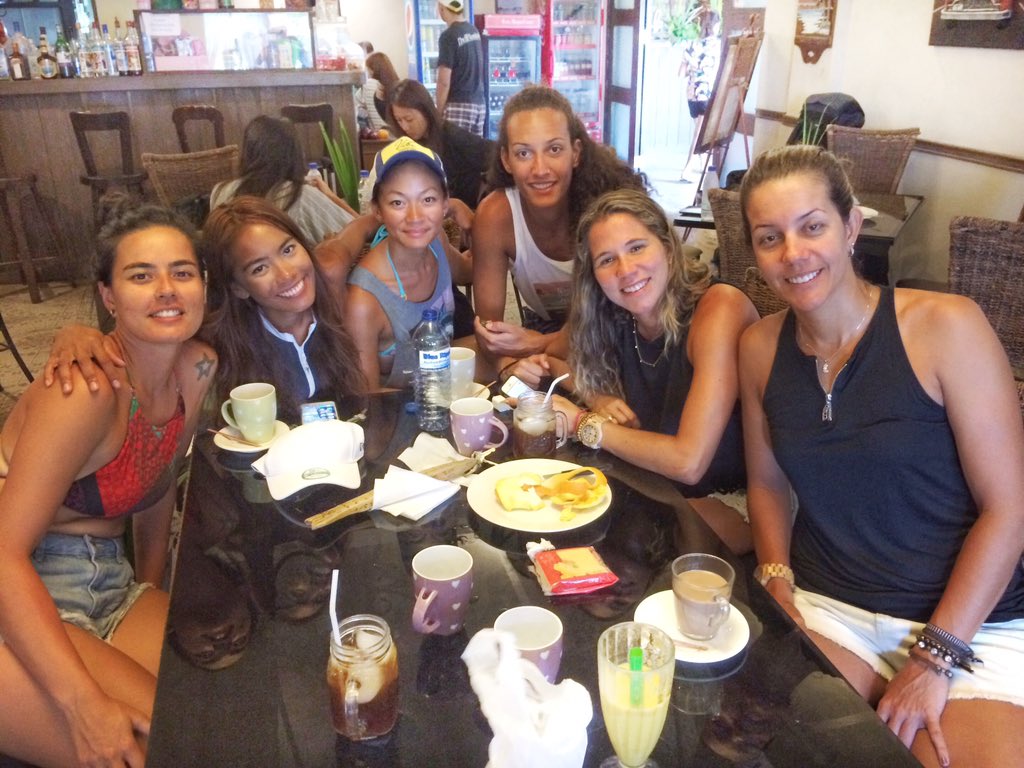 itscharosoriano's tweet photo. Saudade de vocΓͺ to our awesome Brazilian friends! #BVRInvitational https://t.co/WTegsti5FA