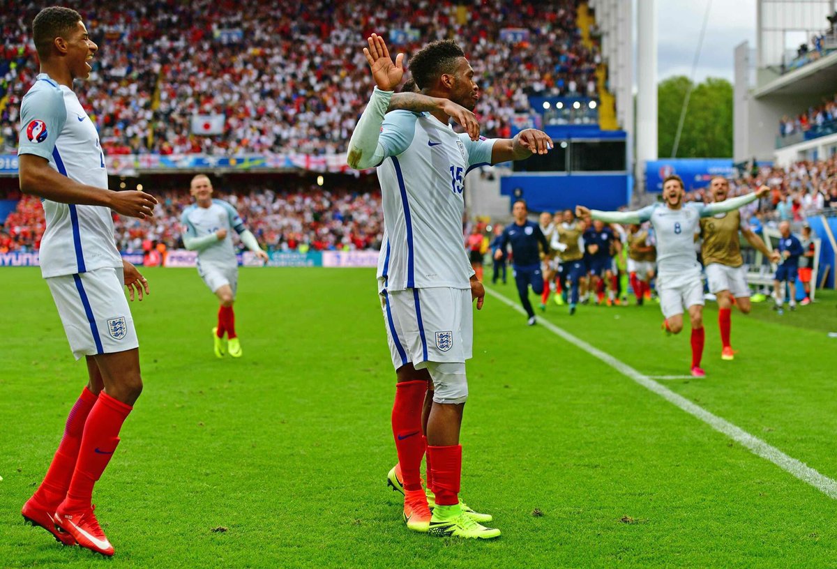 shay_braham's tweet photo. What a photo.. Background is quality https://t.co/gnG3HId7se
