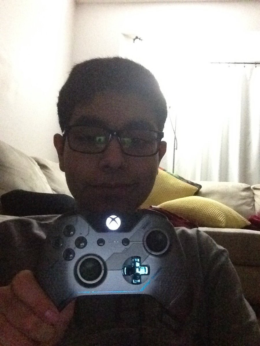 TH3_MarineGamer's tweet photo. Me and my birthday present, it's a limited edition halo 5 guardians Xbox one unboxing video of it will come soon https://t.co/OWKFa20n7h