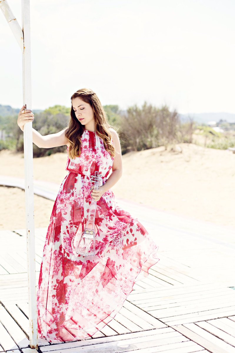 ❤️
Bugün günlerden İskenderun! 🎶🎻 Park Forbes'de görüşmek üzere🙋 <a href="/vegaajans/">Vega Ajans</a> <a href="/KirazPR/">KirazHalklaİlişkiler</a>  #CerenAksan #Concert #Event