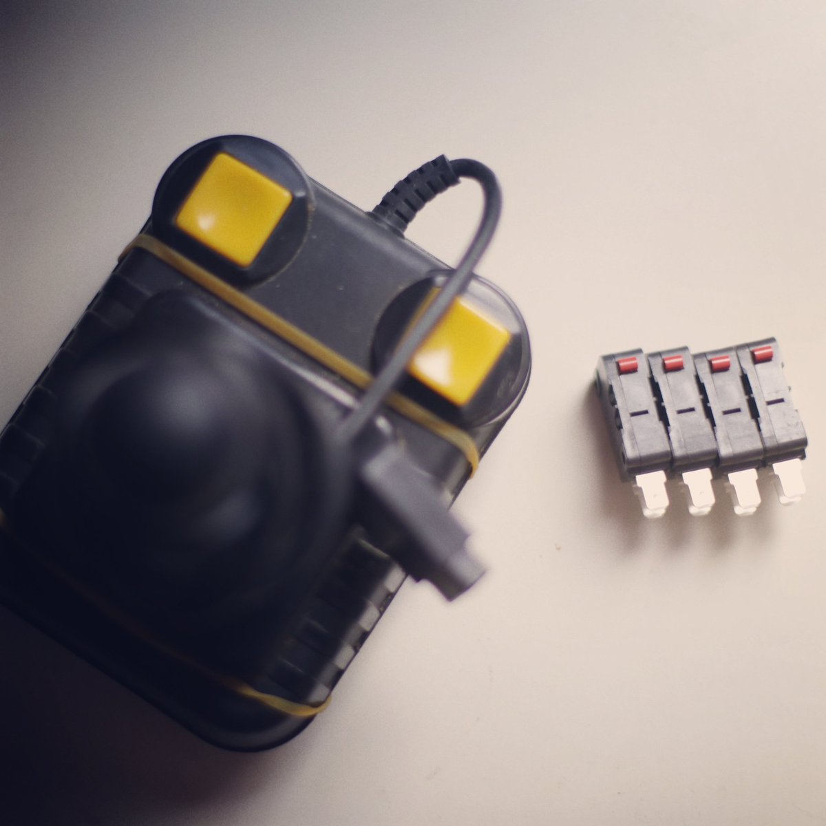 manwith3buttock's tweet photo. New Microswitches arrived today to pimp my #Zipstick!
Ordered from @FarnellNews & got them in 2 days! Great service! https://t.co/5tP1uC6rlw