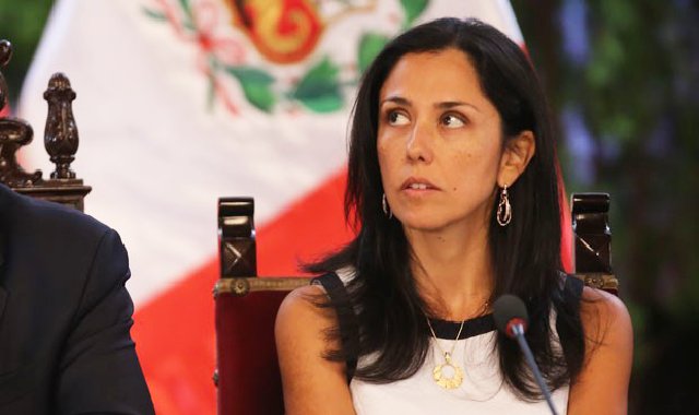 RJRebelion's tweet photo. Juzgado ordena impedimento de salida del país de primera dama de Perú por guisos con Chávez … https://t.co/8joJllj2K8