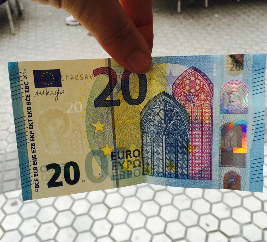 PasabanMachines's tweet photo. The #PortraitWindow is an #innovation in Euro notes: Security Paper that combats fraud. https://t.co/W31vupDi1n https://t.co/9hrsAMqdYM