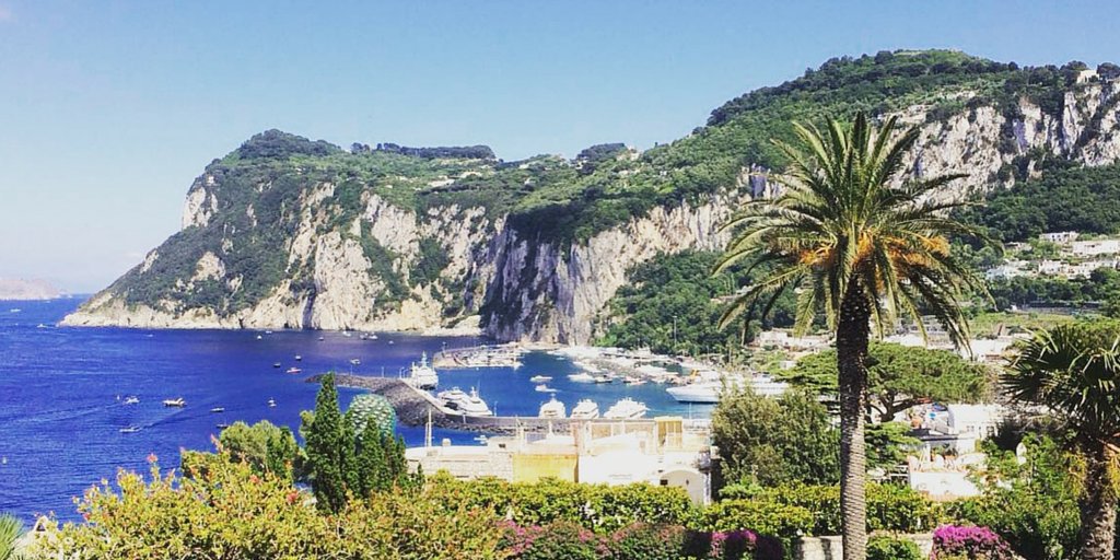 8RAYGroup's tweet photo. From #Monaco to #Barcelona we've collated the most amazing #Pictures from recent gigs: https://t.co/C83E8nbgDq https://t.co/FEcgdKvyc2