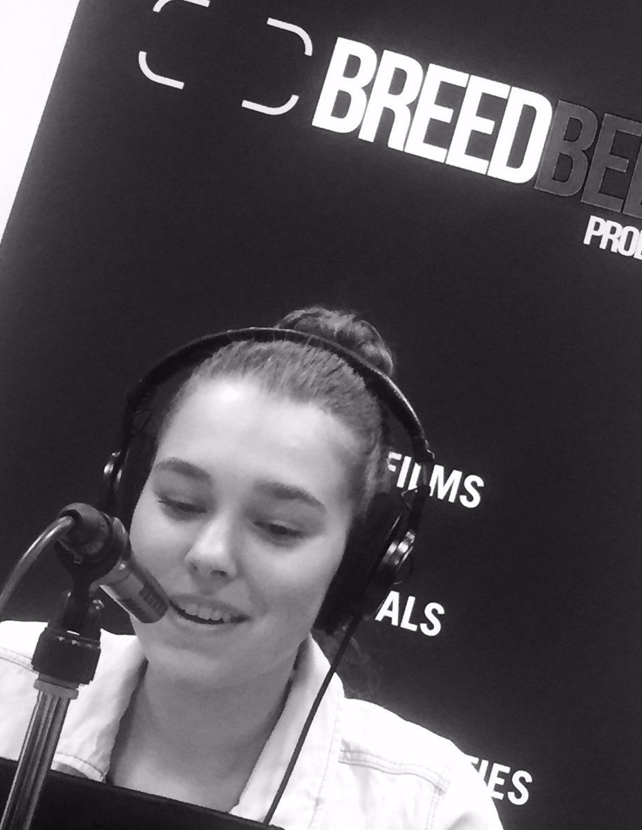 Daphne is kei goed de voice-over aan het inspreken voor de film voor het @EcBoxmeer!