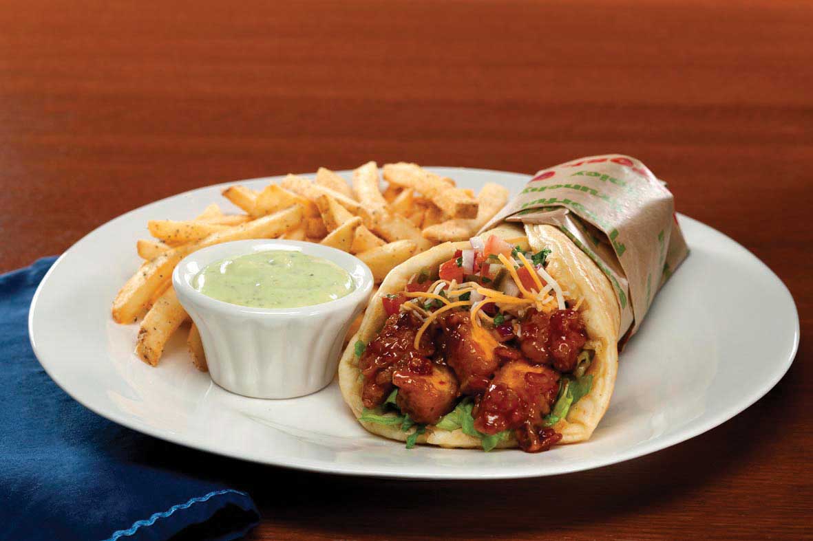 ApplebeesUAE's tweet photo. هل تريد الإستمتاع بوجبة مميزة ؟
ننتظرك في أبل بيز للإستمتاع بمأكولاتنا الشهية :)
#visit_now #tryit #food https://t.co/S3t8raMlXf