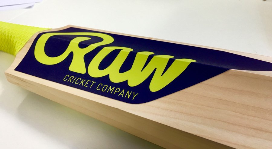 TheCricketerMag's tweet photo. WIN! Last chance to win this blade! RT &amp; follow @RAWCRICKETCO then ENTER HERE! https://t.co/u3zChXG3iX https://t.co/7xkn96qhSI