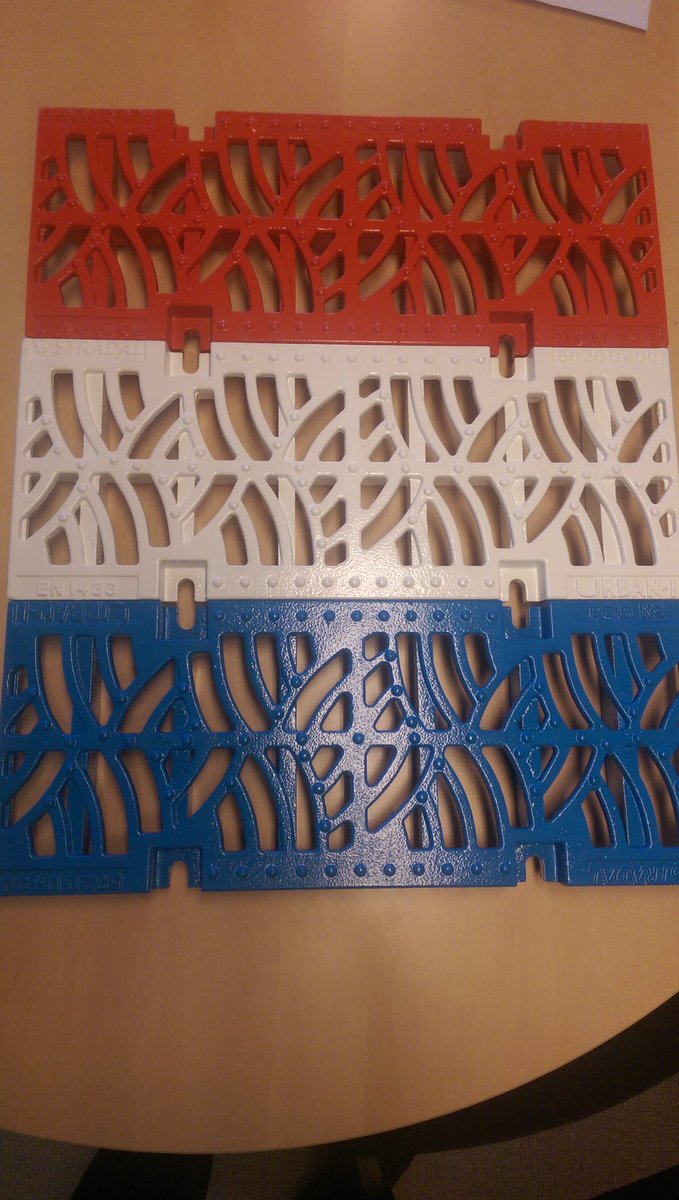 KMalenstein's tweet image. #KNMI code rood, geel... De nieuwe #URBAN-I #roostergoot past zich aan. Leverbaar met roosters in alle #RAL kleuren.