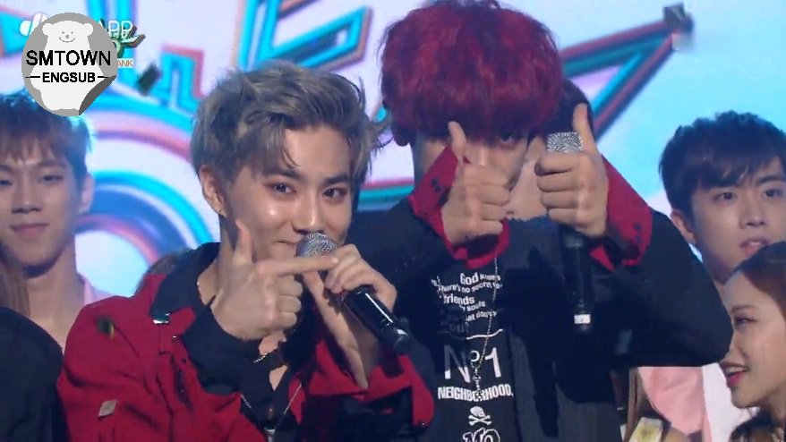 SMTownEngSub's tweet photo. EXO giving their winning speeches on Music Bank #Monster2ndWin https://t.co/gdWSg4ZWG4 https://t.co/qh4WnymjXt