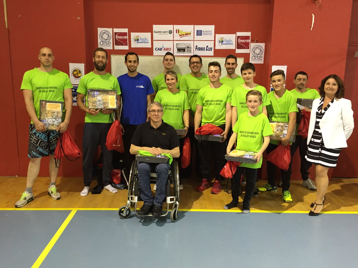 Match d’exhibition de volley assis ! Une belle soirée de découverte de cette pratique proposée par Grégory Patin !