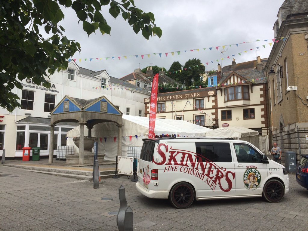 Skinnersbrewery's tweet photo. The @amysevenstars @FalSeaShanty stage and Skinners pop up bar is taking shape, @TheOggymen are their from 10pm! https://t.co/FlwTk2piE1