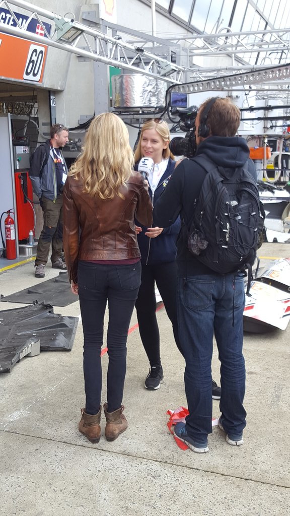PPhysixx's tweet photo. "@ChristinaRacing: PR: Watch @Eurosport tonight at 9:00pm to catch Christina on #24mins! https://t.co/QFzFmnM5NQ"
