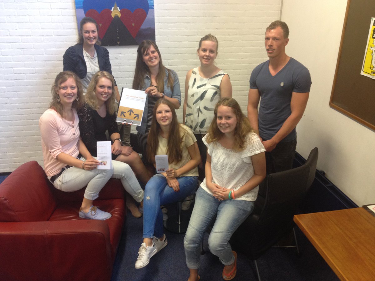 Studenten van hogeschool VIAA presenteren onderzoek Kansrijk Wonen...benieuwd? Check: kansrijk-wonen.nl/onderzoek/