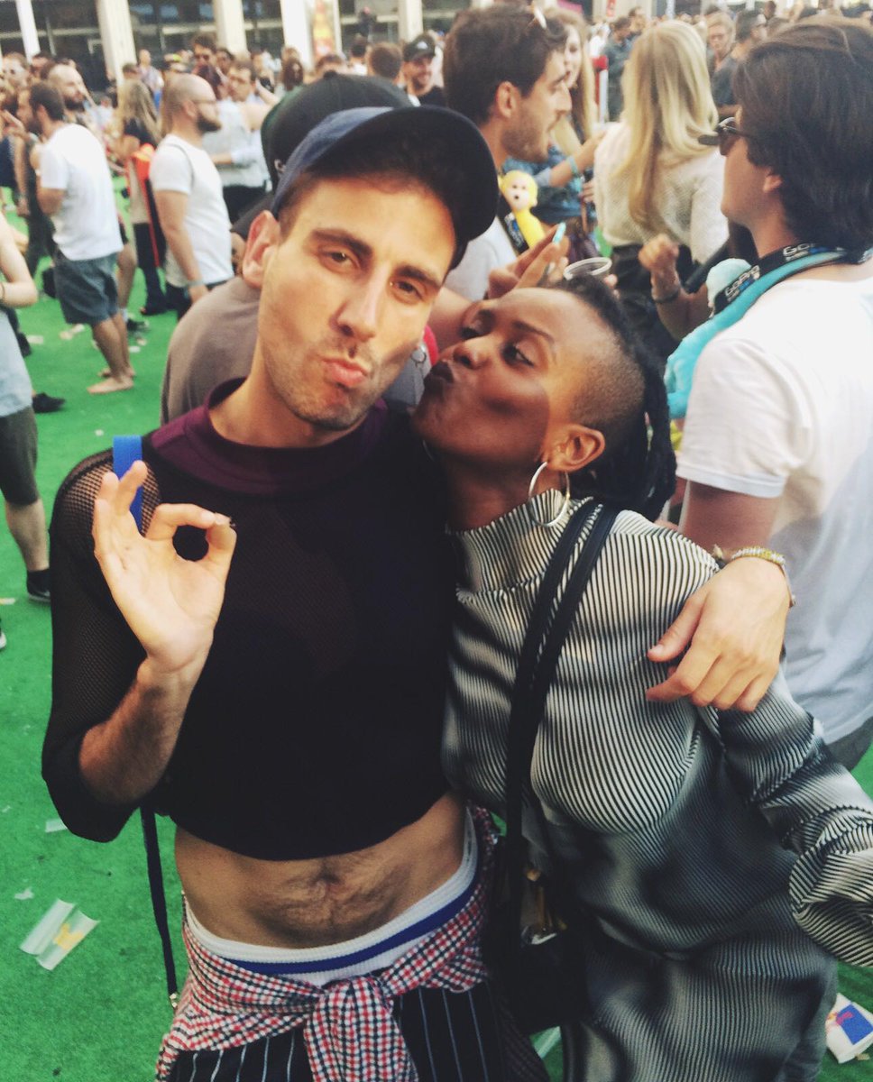 CoolturaFM's tweet photo. It was great to meet @kelelam joining the party yesterday @SonarFestival @jordichicletol #Sonar2016 #CoolturaSonar https://t.co/Z3Ig8qOCPW