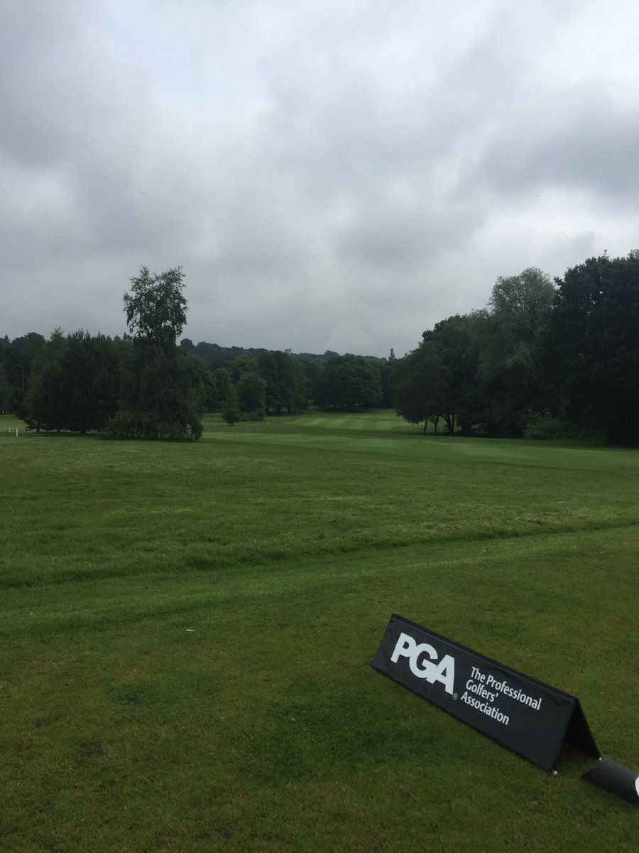 RRGC1887's tweet photo. Come and watch some of the souths best pros play in our pro am today , redhill &amp; reigate golf club #proam #pgasouth https://t.co/Bb4OLZofaK