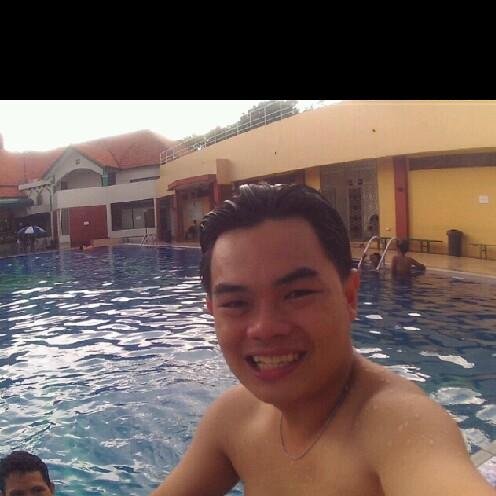 EkoapekW's tweet photo. I am streaming on #BIGOLIVE > suntuk. Join now! https://t.co/8AHKBlQGW7 https://t.co/hKjKMHF0Z1