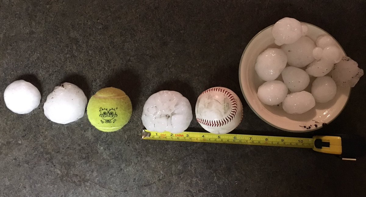 mattsagaser's tweet photo. @NWSBismarck @KFYRTV North Bismarck by Legacy High #Hail2016 https://t.co/IhetHtS1EB