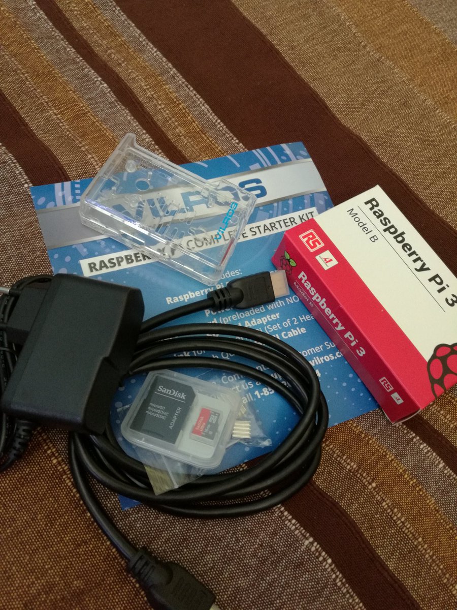 Kamen_JJ's tweet image. On va pouvoir s'amuser ! 
#RaspberryPi3B
#RecalBox