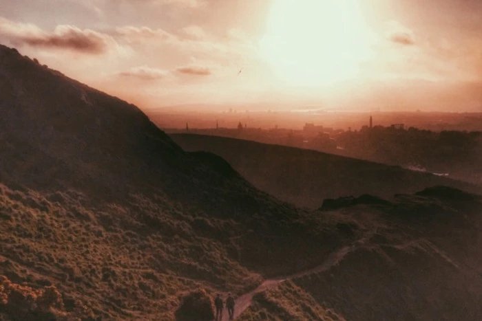edinburghpaper's tweet photo. Which is your favourite #eensnaps entry? Vote here! https://t.co/mSjNNsCFmi https://t.co/2IJdGHEW4N