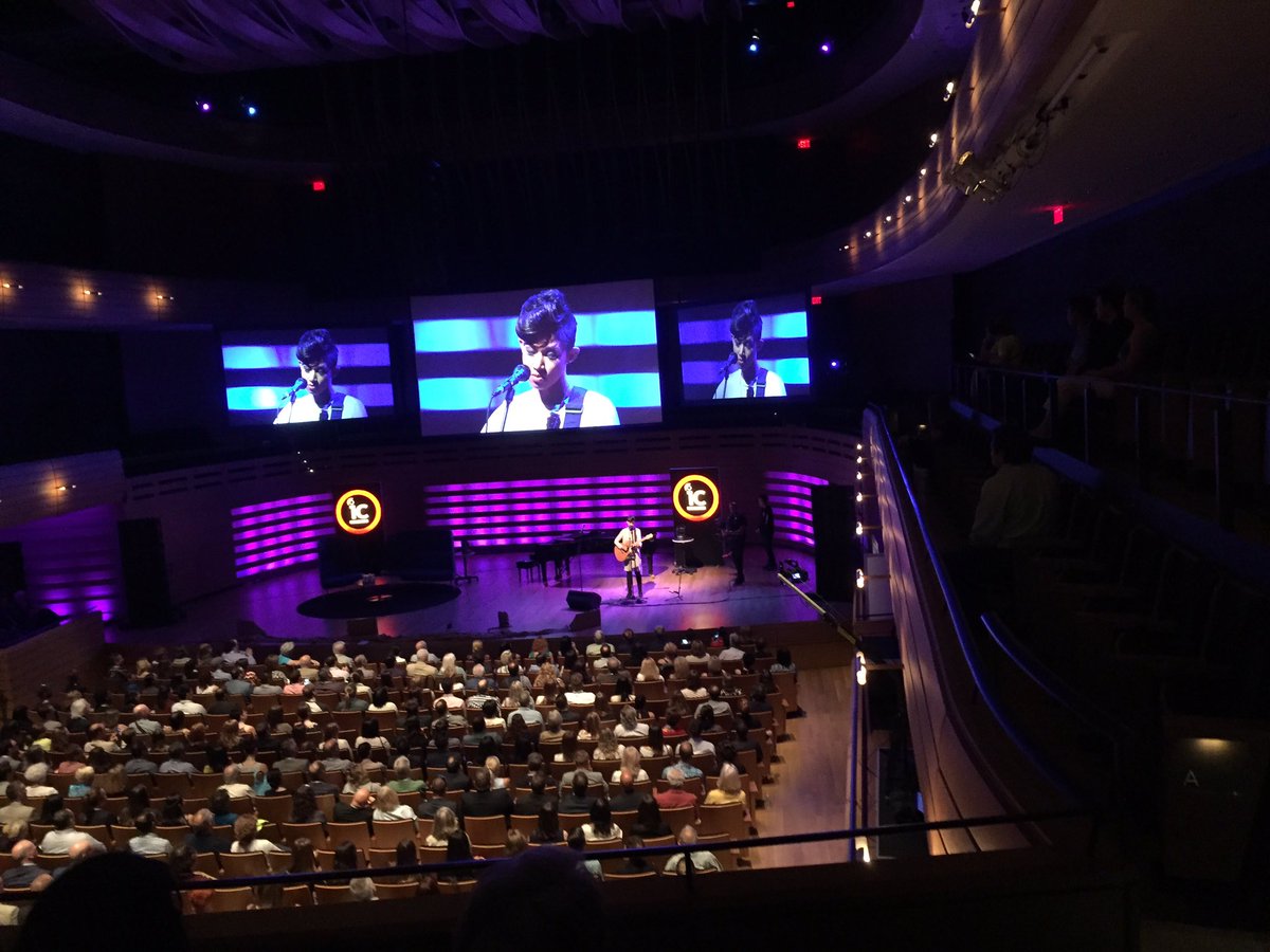 ObjexSteve's tweet photo. @TheButterscotch killing it @ideacity #crazytalent #MyMindIsOnFire https://t.co/6fwm7LDpTD