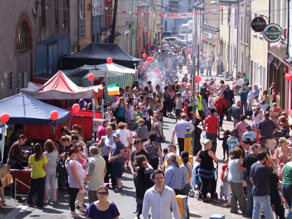NeilRedFM's tweet photo. Good luck to our friends @shandonstfest which kicks off at 1pm tomorrow. Amazing line up https://t.co/KVrKz5zcNp https://t.co/gdbWkxgUjY