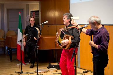 ItalyinDK's tweet photo. #2giugno | Celebrazioni della #FestaNazionale 2016 a #Copenhagen con @SparagnAmbrogio https://t.co/CZt6gNV2Q4