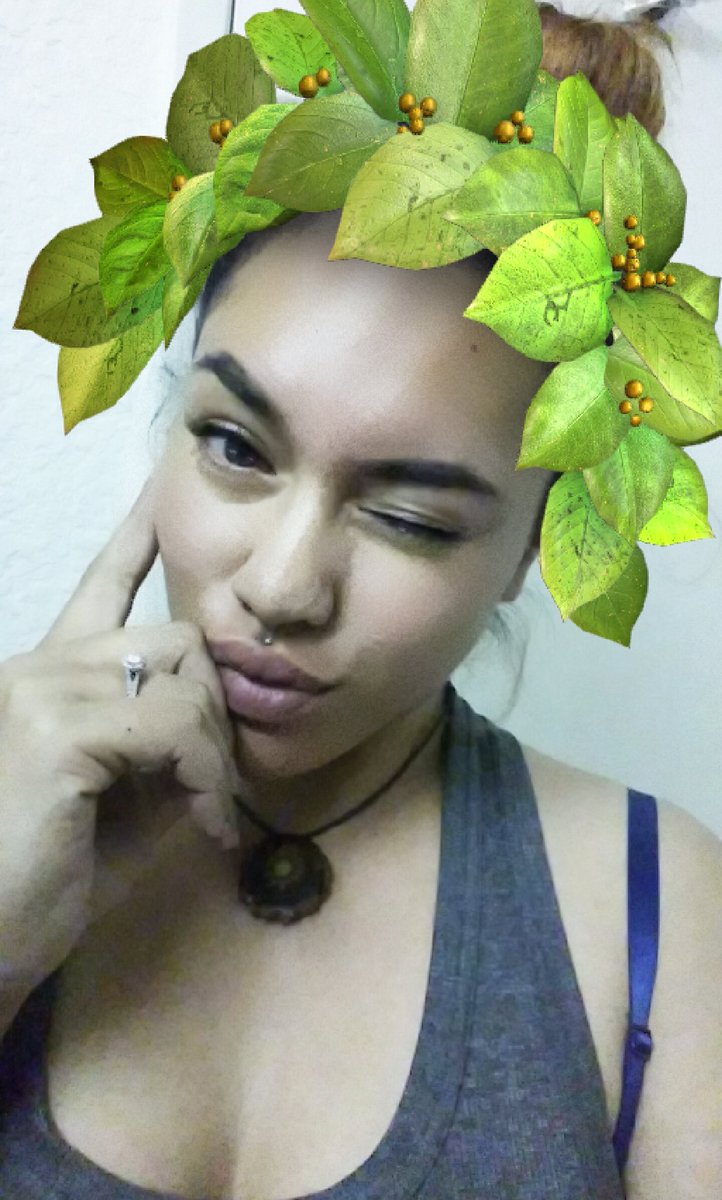 Sinitalela's tweet photo. Not sure if these filters make me feel better or worse about myself lol is #PolyGirlsBreakTheInternet still a thing? https://t.co/z6E9hz5UYl