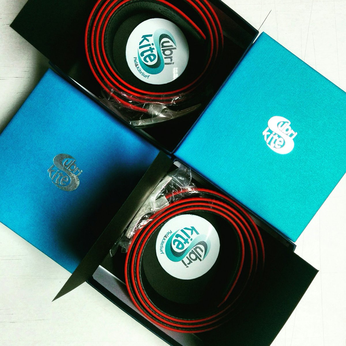 UbriKite's tweet photo. Porque saben que serán quienes triunfen en la fiesta nuestros clientes confían sus mejores regalos a #Ubrikite. https://t.co/4zjXnUnle6