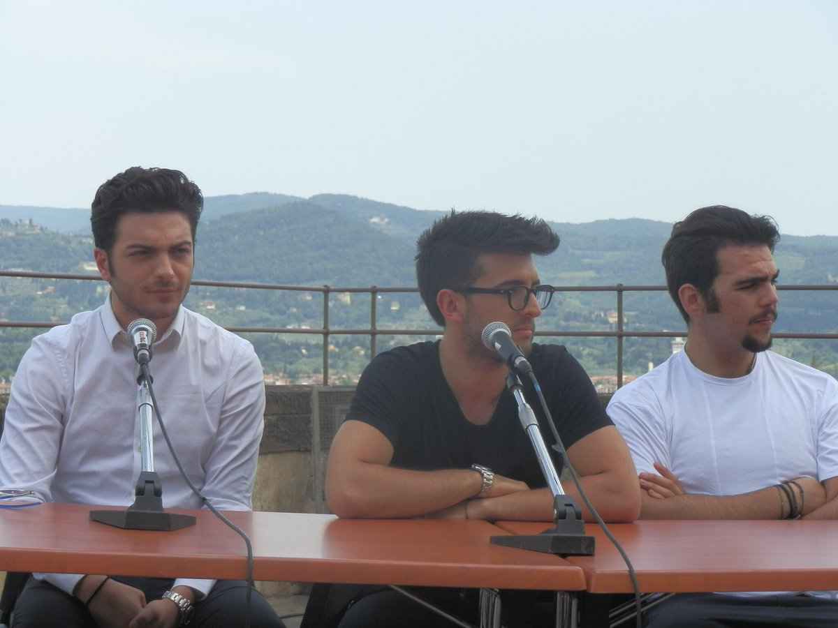 ilvolodiary's tweet photo. 1/"I ragazzi de Il Volo parlano dell'evento "Una Notte Magica con Placido Domingo"
By https://t.co/7XaqjWJLCO https://t.co/GQmNoFZPaL