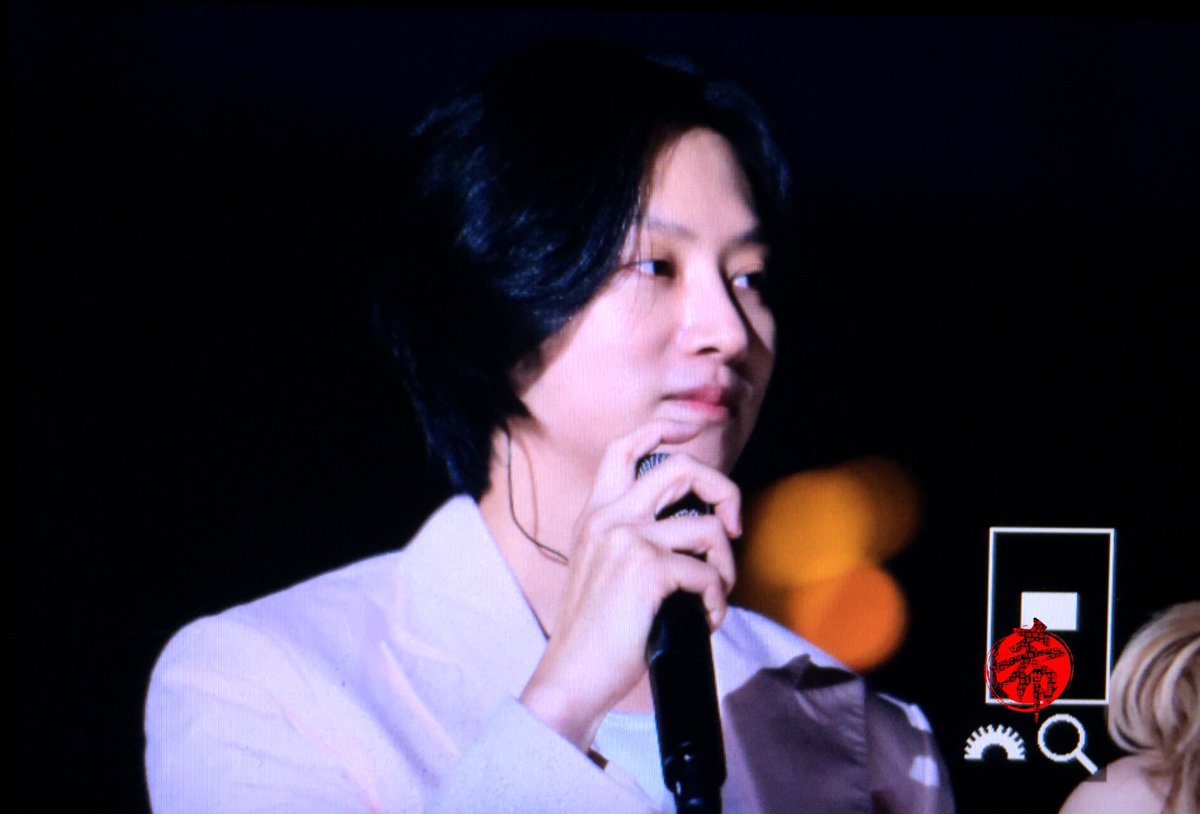onlyheechul0523's tweet photo. 160617 수원KPOP콘서트 MC희님 #kimheechul #김희철 https://t.co/jx7HM3sIQV