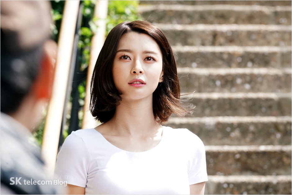 chHELLOVENUSRPs's tweet photo. {PIC/2} #헬로비너스 #나라, T멤버십 광고 촬영 현장 1편 (SK Telecom Part1) https://t.co/8cqOkBbK99 https://t.co/7S5HEyDAfu cr: HELLOVENUSth #HVsINFO