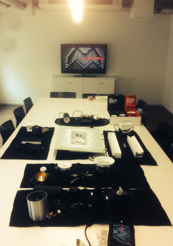 tsamyn's tweet photo. Let's inspire some architects @Supermodular #lunchtraining #nicelightingfornicepeople https://t.co/rIdKUg8riz
