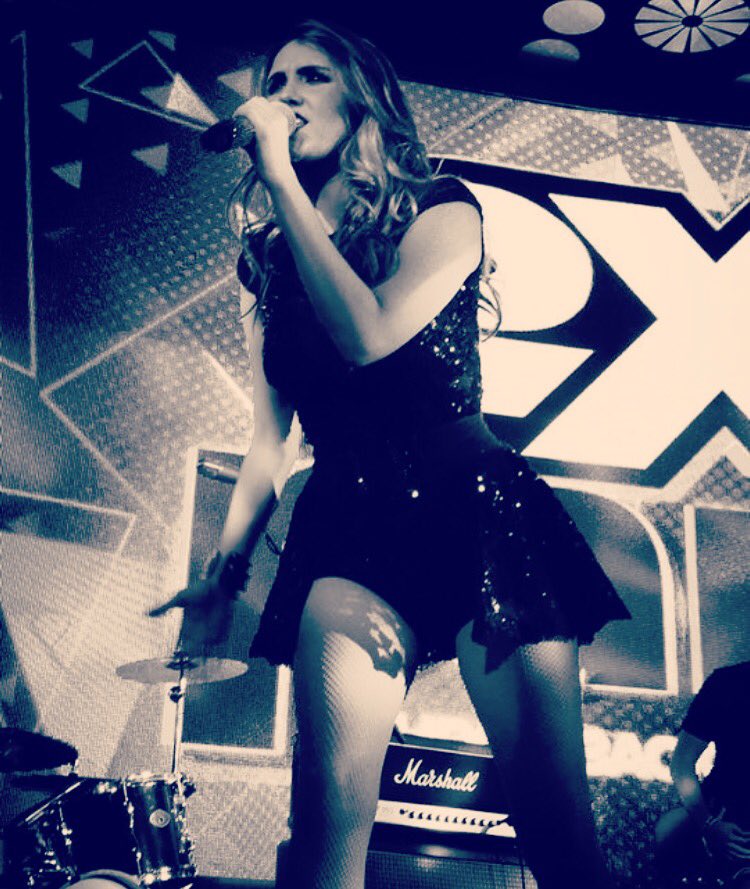 Dulce Maria tweet media