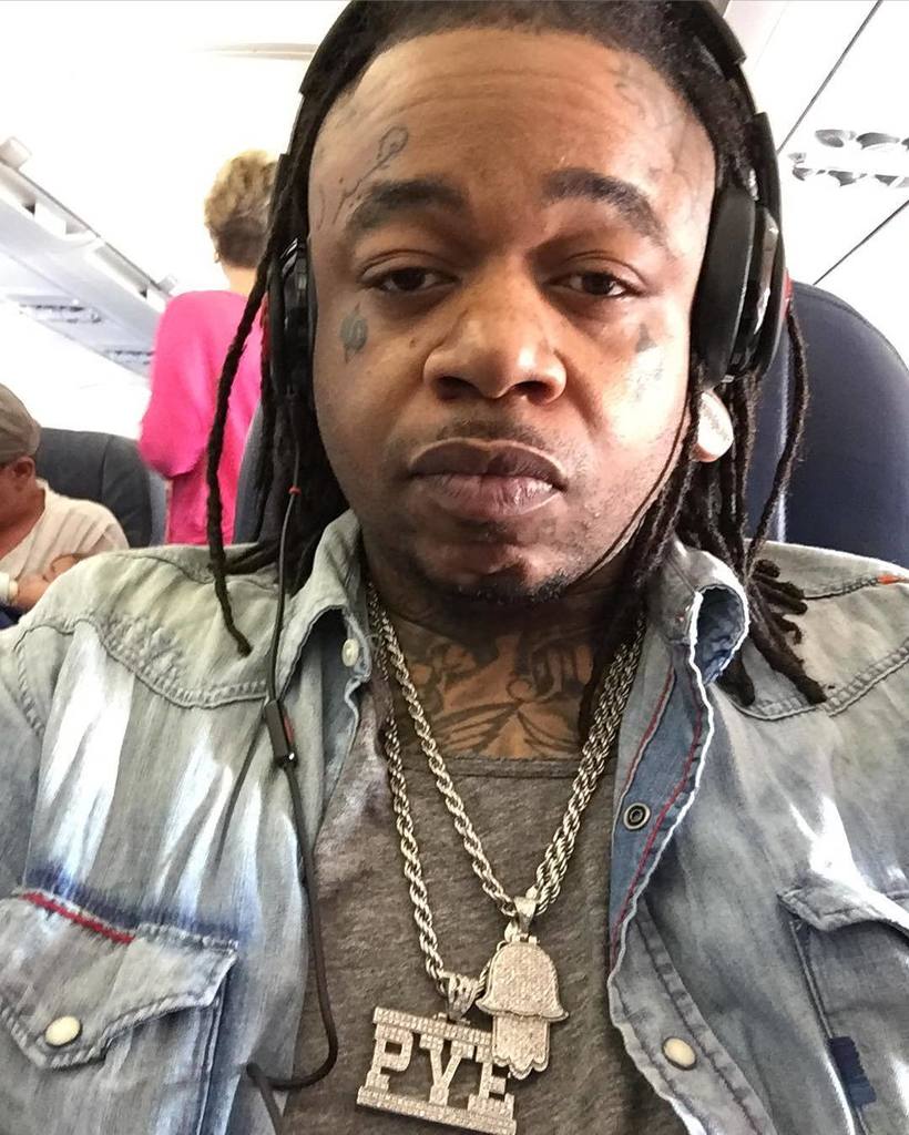 Tito Green/ BADSHREK tweet media