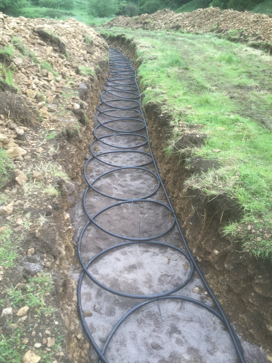 TotRenewableSol's tweet photo. New @KensaHeatPumps Ground Source Heat Pump installation underway at Sherborne #renewables #greenenergy #heating https://t.co/RtKtaukuKG