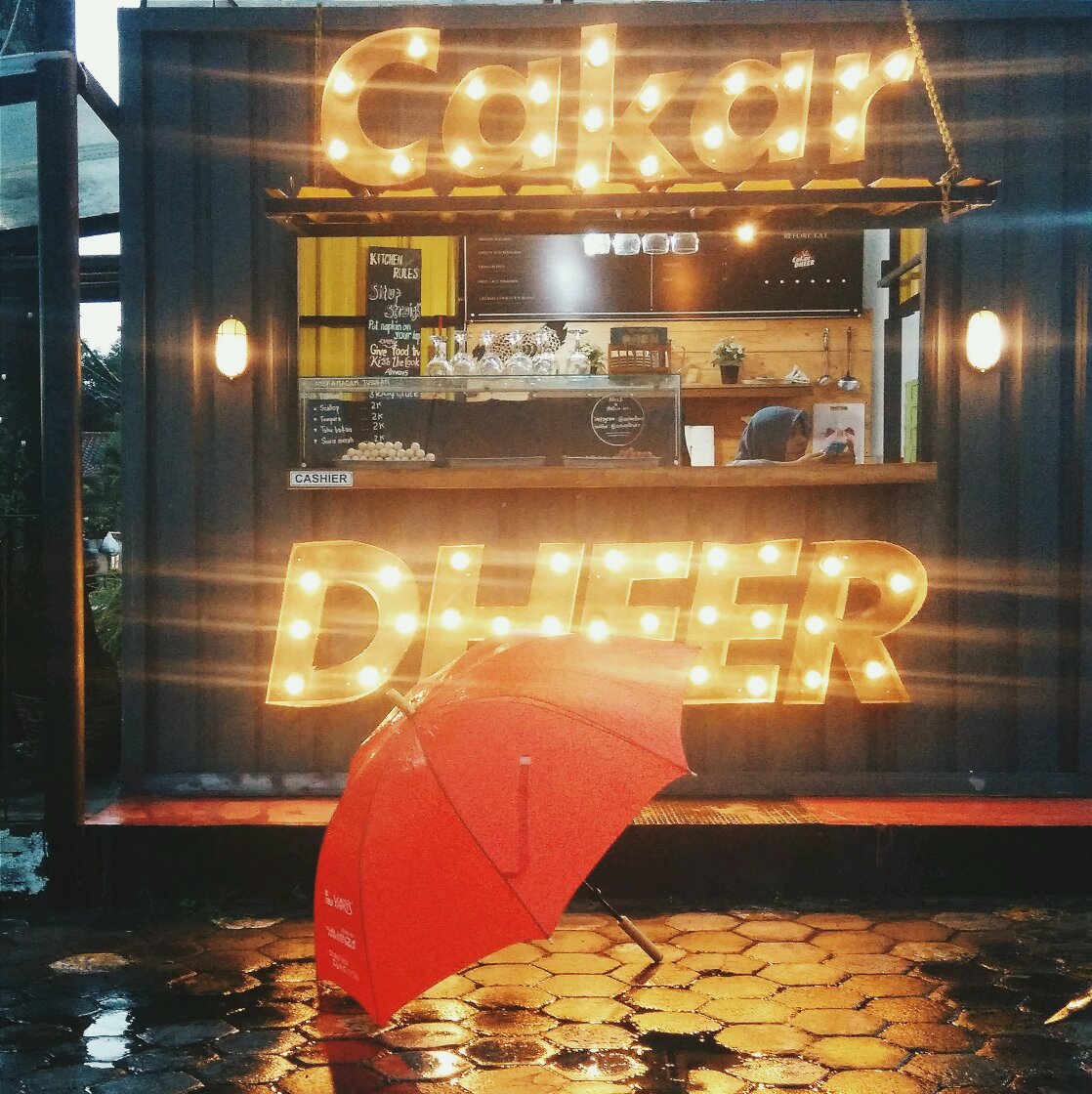 Jogja hujan , ngemil pedes paling pas , yuuk ksini di JL.Nogorojo no.9A , selatan ambarukmo plaza 🙅