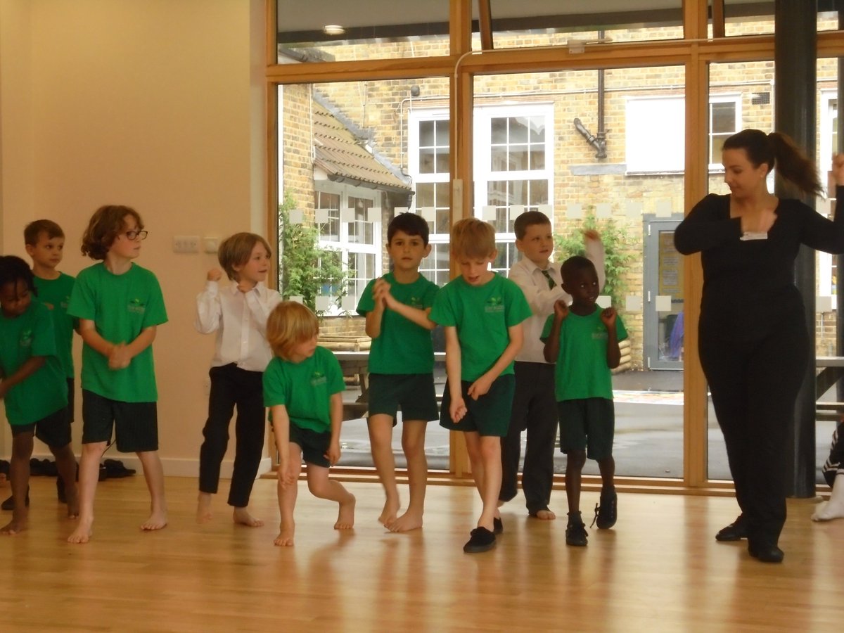 Elm Wood Primary tweet media