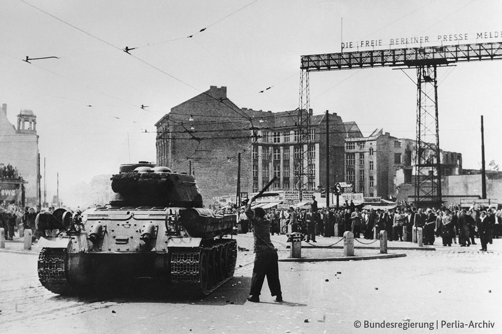 Русский бунт в грозном в 1958. Берлин 17 июня 1953. Т-34 В Берлине 1953. 1953-Подавление Восстания в Берлине..