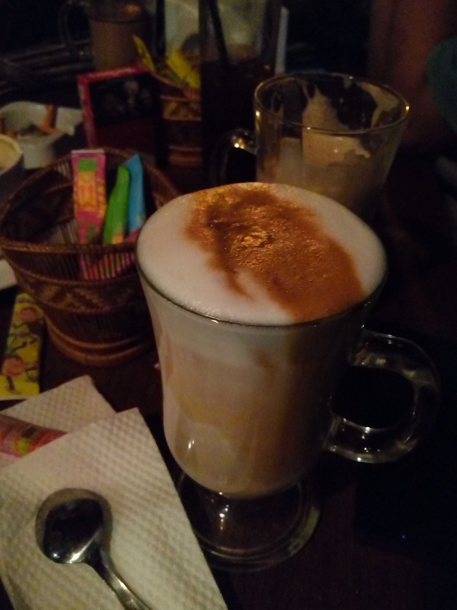 Cerita Kopi: Hot Latte