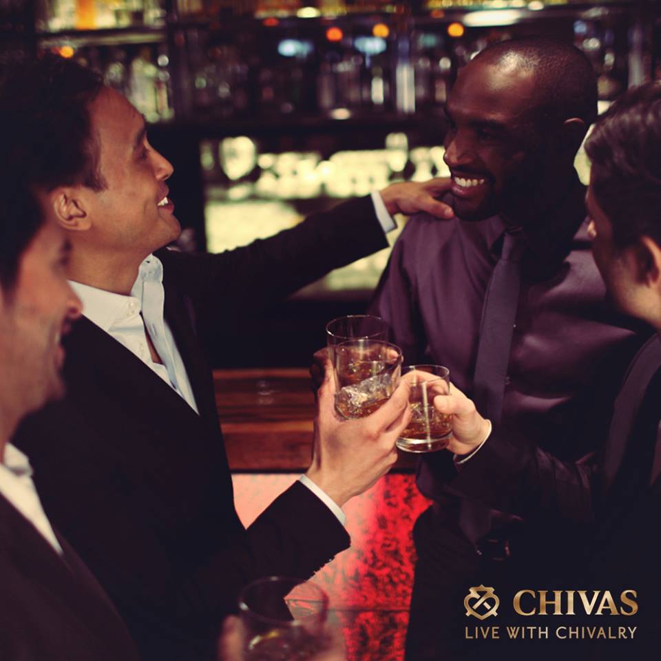 ChivasRegal_KE's tweet photo. You’ve got your whole team behind you. And the whole weekend in front of you. #Chivas #LiveWithChivalry https://t.co/gZkK5zb6UN