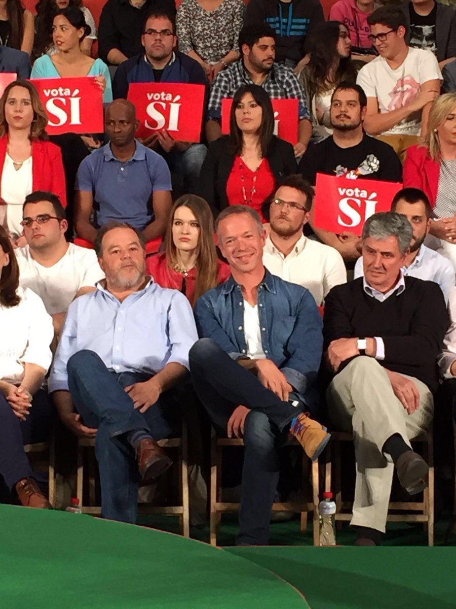 FlixMontes's tweet photo. Junto a @Ander_Gil en Valladolid #LaGenteDelSi https://t.co/hrSnE8zSLo