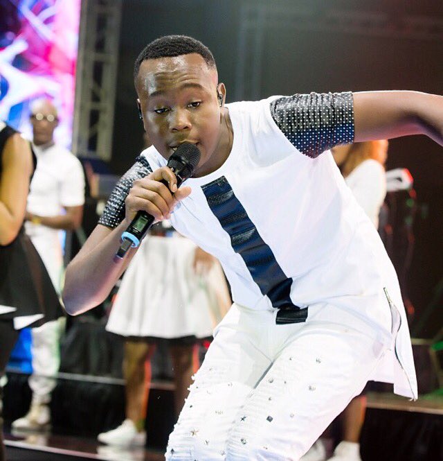 khayamthethwa's tweet photo. Pre - Order #TheDawn on iTunes.
https://t.co/v5VTmcIl0L , let's stay in that #No1 spot with #VULA @theuprisinglive 🎤 https://t.co/KrH3HGPUDp