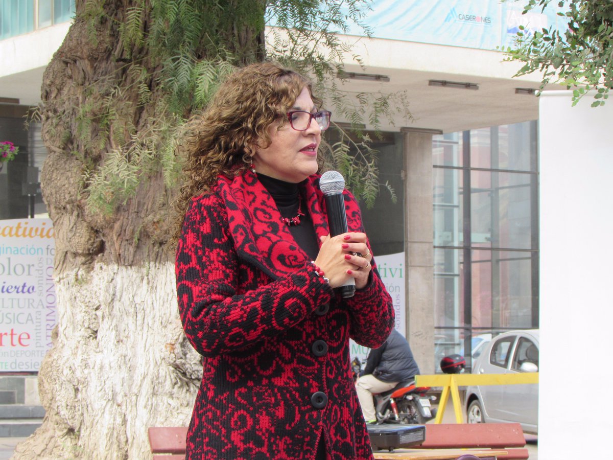 SenameAtacama's tweet photo. Dir.Anamaría Aguirre hizo llamado a la comunidad a denunciar cuando detecten casos de Trabajo Infantil https://t.co/jeY6wjC2ns