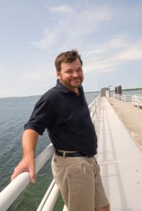 SMAST's Steve Cadrin &amp; Crista Bank win $270,000 NOAA grant for monkfish study ow.ly/hgVv301g7V5