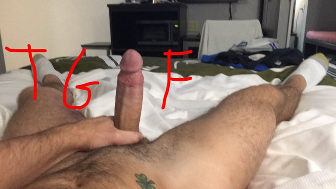 TGIF ya'll! ?? hanging out at Boscoe's for #ColumbusPride tonight! #gaypornstar #dickpic https://t.c