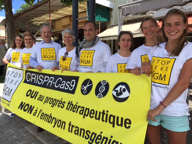 allianceVITA's tweet photo. L'équipe de Valence à Romans s/ Isère ce matin pour alerter sur les enjeux éthiques du #CRISPR-Cas9! #stopbebeogm https://t.co/isMcGBrWr2