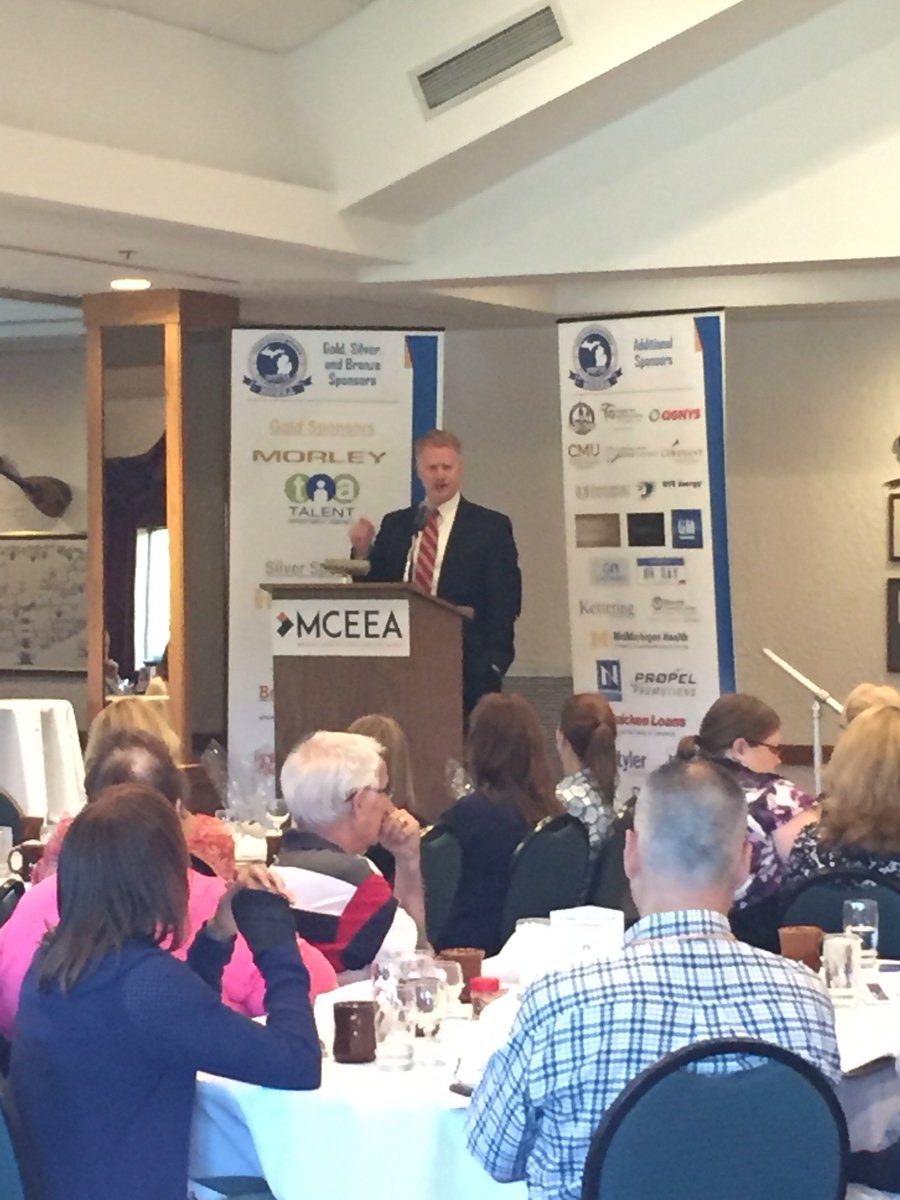 MCEEATweets's tweet photo. Breakfast and a great speaker  @Johnubacon  at MCEEA’s Annual Conference #mceea16 https://t.co/2NqeLJd6Zz