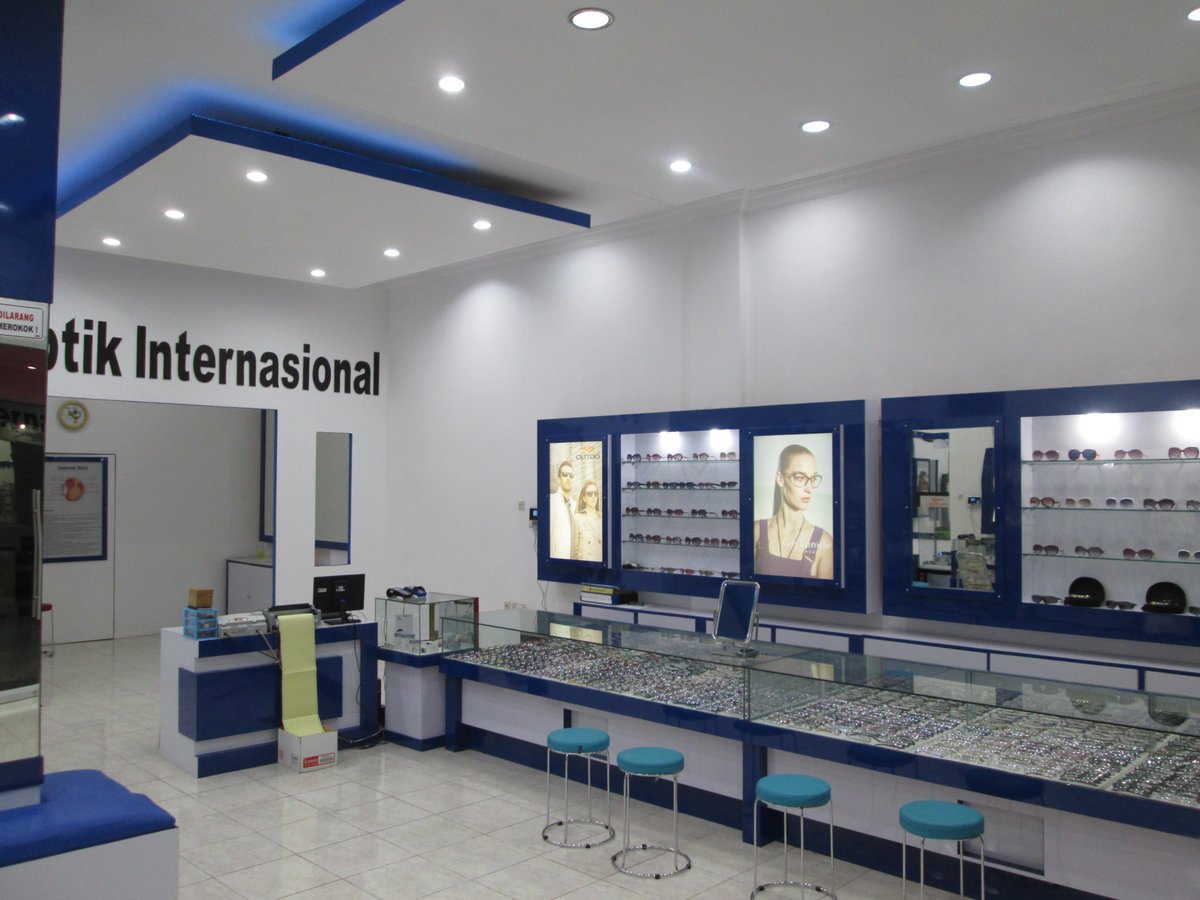IO BALIKPAPAN 3 (@io_bpn3) on Twitter photo Konsep Baru Optik Internasional "Simpang Tiga Gn.Sari-Gn.Malang" <a href="/IO_BPN3/">IO BALIKPAPAN 3</a> #OptikInternasional #WeLoveBalikpapan Konsep Baru Optik Internasional "Simpang Tiga Gn.Sari-Gn.Malang" <a href="/IO_BPN3/">IO BALIKPAPAN 3</a> #OptikInternasional #WeLoveBalikpapan