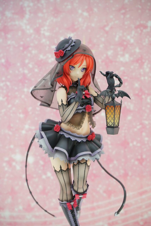 LoraSaner's tweet photo. ワンフェスのアルターのブースに展示されていたラブライブ！スクフェス西木野真姫　怪談編覚醒後のデコマス #wf2016w https://t.co/bRPVdqWWid