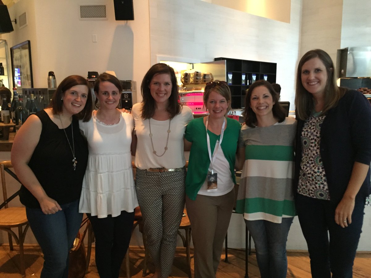 BeesonDivinity's tweet photo. We have enjoyed connecting with @BeesonAlumni at #TGCW16 @TGC #BeesonatTGCW https://t.co/07ncxcIL9N